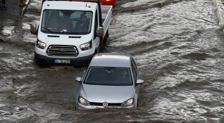 Най малко седем души загинаха при наводнение в окръг Трабзон Северна
