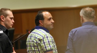 Обвиненият за даване на подкуп кмет на Костенец Радостин Радев