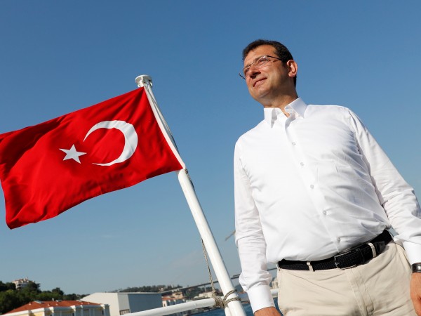 Кандидатът за кмет на Истанбул на основната опозиционна Народнорепубликанска партия