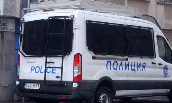 Любовница наръгала мъжа в Пловдив, повдигат й обвинение