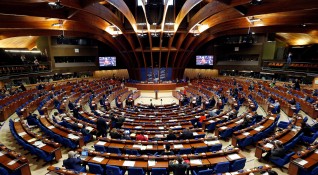 Парламентарната асамблея на Съвета на Европа ПАСЕ остави за още