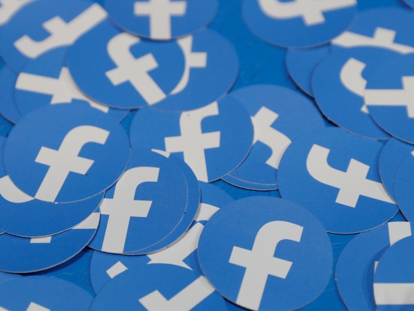 Facebook заяви вчера, че проблемът със споделянето на медийни файлове