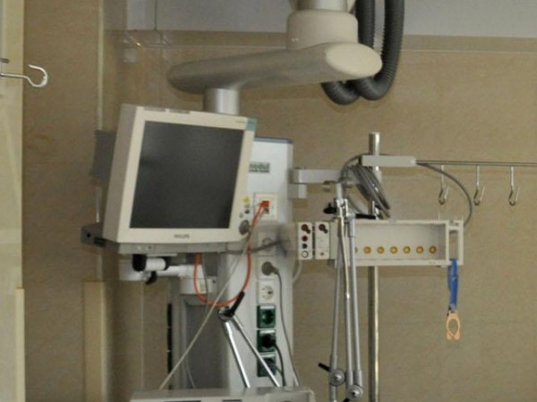 Няма да се закриват отделения в болницата във Враца и
