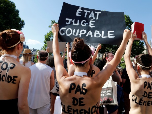 Френският президент Еманюел Макрон обеща нови мерки за защита на