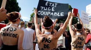 Френският президент Еманюел Макрон обеща нови мерки за защита на