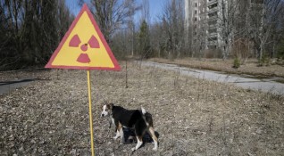 Когато четвърти реактор на ядрената електроцентрала в Чернобил избухва хората