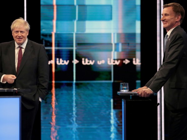 Борис Джонсън и Джереми Хънт - съперници за британския премиерски
