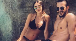 Теа Минкова призна че се страхува да плува в басейн