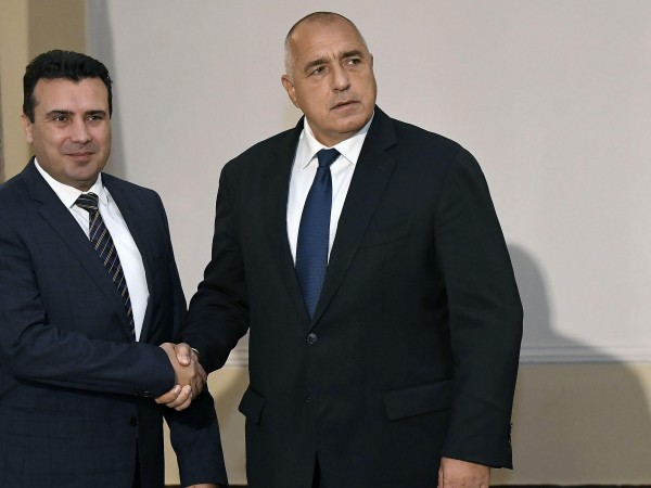 Премиерът Зоран Заев заяви, че ще реагира на българския премиер