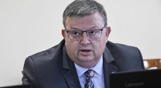 Главният прокурор Сотир Цацаров е сезирал министъра на правосъдието с