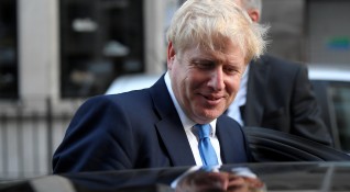 Борис Джонсън официално ще поеме премиерския пост във Великобритания днес