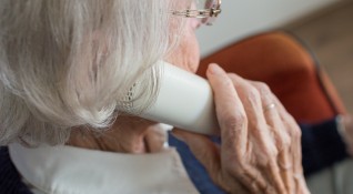 70 годишна жена от Дупница е станала жертва на телефонна измама