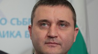 Според финансовия министър Владислав Горанов приходната адинистрация не би трябвало