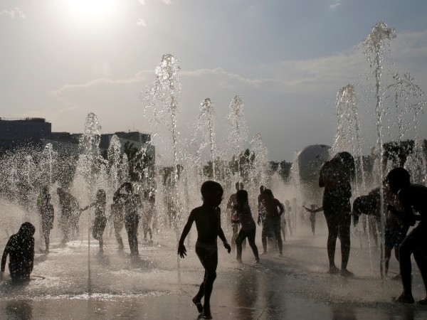 Изследване свързва горещата вълна, накарала Западна Европа да се "задъха"