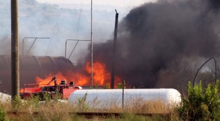Пожар е пламнал в дизелов локомотив жп спирка Ясен край