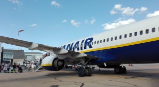 Синдикатите представляващи кабинния персонал на нискотарифния авиопревозвач Ryanair в Испания