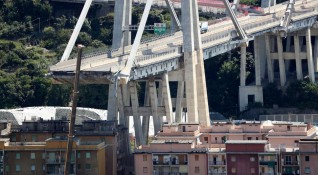 Една година изма от срутването на моста в Генуа Бетонната