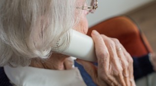 73 годишна жена е станала жертва на телефонна измама със сумата