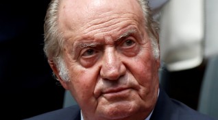 Оттеглилият се крал на Испания Хуан Карлос 81 годишният баща на