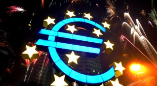 България може да приеме еврото най рано през януари 2023 година