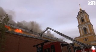 Пожар избухна в женски манастир в Москва Комплексът е построен