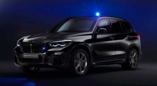 Компанията BMW представи сериозно бронирана версия на кросоувъра си X5