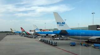 Наземният персонал на KLM холандското подразделение на авиокомпания Air