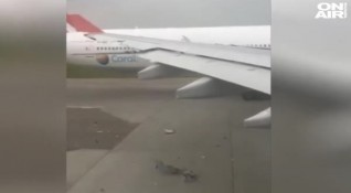 Два самолета се сблъскаха на летище Шереметиево в Москва съобщи