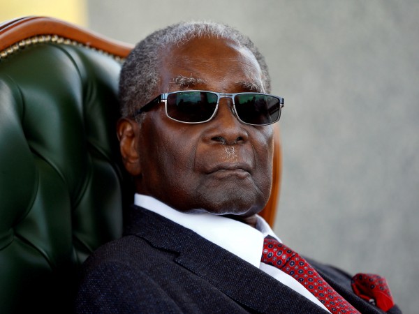 Бившият диктатор на Зимбабве, управлявал страната с железен юмрук в