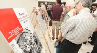 Документалната изложба която привлече вниманието на обществеността заради острата размяна