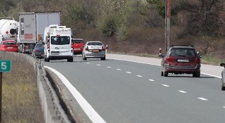 Движението по магистрала Хемус между Ботевград и София е временно