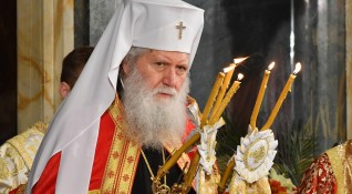 Българският патриарх Неофит благослови и пожела На добър час на