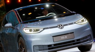 В ожесточена битка за пазарните ниши Volkswagen залага на новата