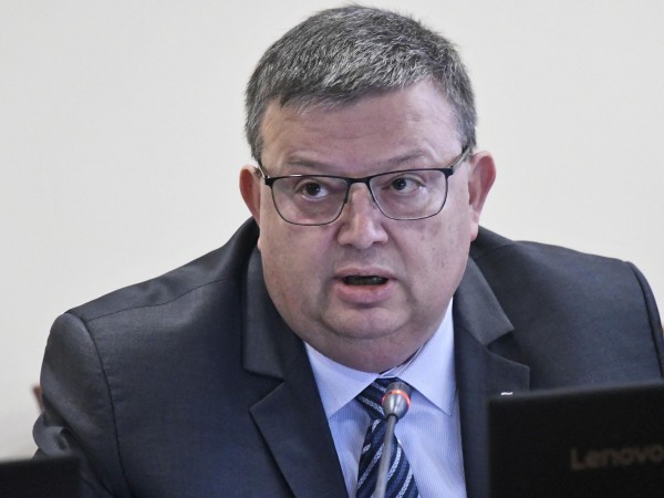Главният прокурор Сотир Цацаров смята, че трябва да се отмени