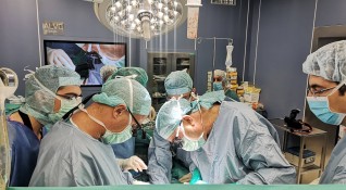 Специалисти от Военномедицинската академия ВМА извършиха поредна чернодробна трансплантация Това