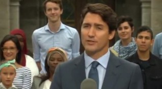 Премиерът на Канада Джъстин Трюдо няма да се откаже от