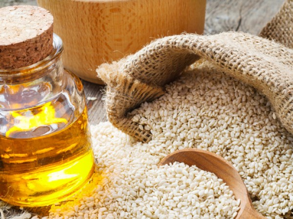 Сусамовото олио е здравословна алтернатива на останалите растителни масла. Богато