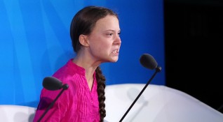 В пламенна и гневна реч шведската тийнейджърка и екоактивистка Грета