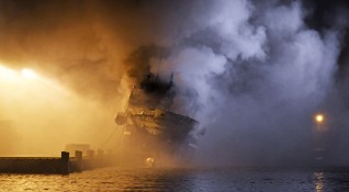 Руският кораб Бухта Наездник от Мурманския риболовен флот се преобърна
