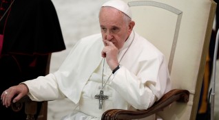 Папа Франциск призова технологичните компании да използват изкуствения интелект за