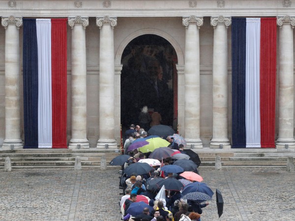 Гражданска панихида по повод кончината на бившия френски президент Жак