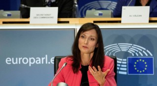 Изслушването на българския кандидат за еврокомисар Мария Габриел която е