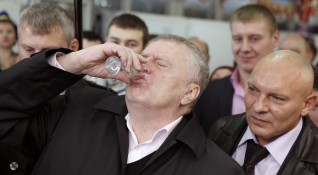 С 43 е намаляла консумацията на алкохол в Русия твърди