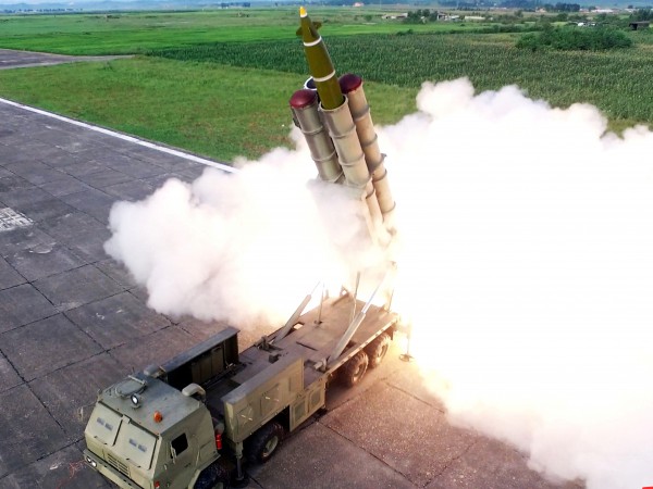 Северна Корея изстреля тази сутрин две балистични ракети в посока