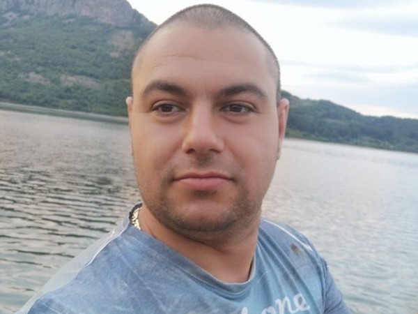 Близки издирват 30-годишния Тодор Тодоров от старозагорското село Сърнево, който