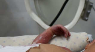 Бебе на 8 дни е издъхнало в университетската болница Св