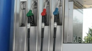 Изискването в касовите бележки на бензиностанциите да пише доставната цена