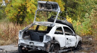 Полицията откри опожарен автомобил край софийското село Мрамор вчера за