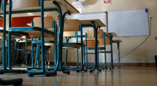 аплатите на учителите в България са отбелязали най голям ръст в