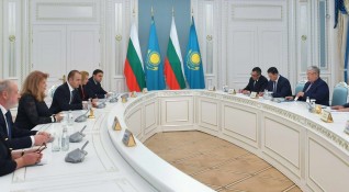 Развитието на българската общност в Казахстан и изучаването на български